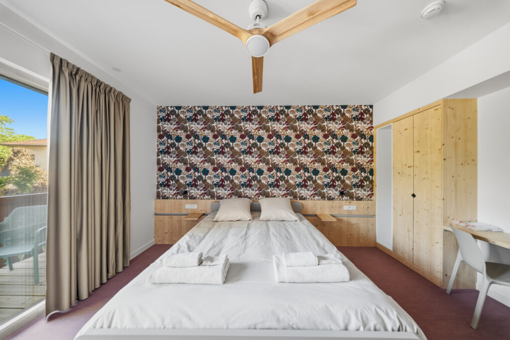Chambre lumineuse et adaptée